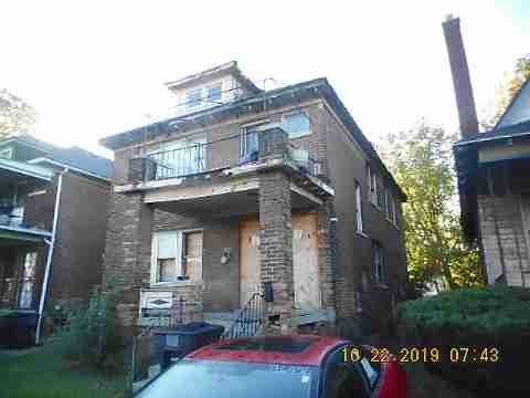 2451 Glendale (3)_m.jpg